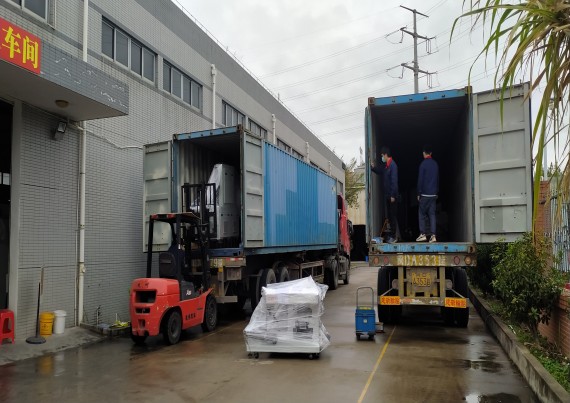 Twee containerladingen voor de Chinese nieuwjaarsvakantie